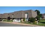 Philip Walk Unit Pw, West Babylon, Flat For Rent
