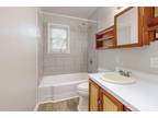 W Sycamore St, Sherman, Home For Rent