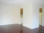 Fairview Ave Apt,westwood, Condo For Rent