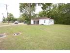 2140 W Highway 6 Alvin Texas 77511
