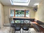Sugar Maple Ln, Glen Cove, Home For Rent