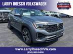 2024 Volkswagen Atlas Cross Sport SEL Premium R-Line 4Motion