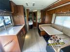2017 Renegade Villagio 25UCB