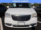 2015 Chrysler Town & Country