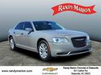 2018 Chrysler 300