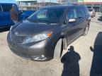2016 Toyota Sienna