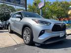 Used 2023 Toyota Highlander for sale.