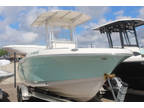 2021 Robalo 202 Explorer