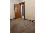 Larchmont Ave, Lakewood, Home For Rent