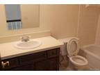Longford Dr, Rochester Hills, Condo For Rent