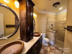 Torrence Cir, Davidson, Condo For Rent