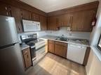 Lynde St Apt,melrose, Flat For Rent