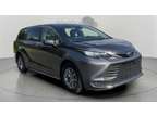2023 Toyota Sienna LE 8 Passenger