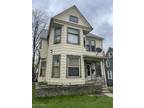 Oakdale Ave Apt,akron, Flat For Rent