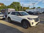 2025 Ford Explorer EXPLORER XLT AWD