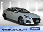 2023 Nissan Altima White, 24K miles