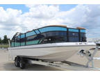 2025 Hurricane FunDeck 2360 REF OB