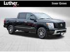 2021 Nissan Titan