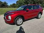 2024 Mitsubishi Outlander ES