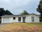 2626 Foxcroft Lane Garland Texas 75044
