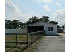 Sw Th Ter, Davie, Home For Rent