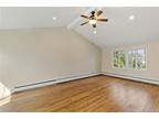 Barberry Rd, Yorktown Heights, Home For Rent