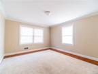 Quintard Dr, Port Chester, Home For Rent