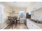 Braman St Apt,newport, Flat For Rent
