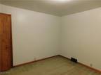 Hanson Dr, Saint Clairsville, Home For Rent