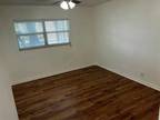 Bedford St Apt,sun City Center, Condo For Rent