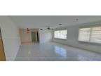 Ne St St Apt,north Miami, Condo For Rent