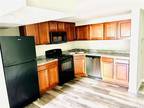 N Eastern School Rd, Pekin, Home For Rent