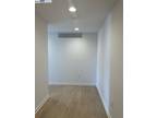 Thomas L Berkley Way Apt,oakland, Condo For Rent