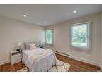 Flocee Pl, Hampton Bays, Home For Rent