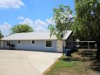 S Th St Unit,floresville, Property For Rent