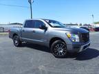 2023 Nissan Titan SV