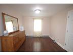 Andover Ln, Hicksville, Home For Rent
