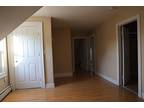 Alice Ave Apt,lynn, Flat For Rent