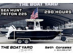 2012 Sea Hunt Triton Series 225
