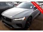 2024 Volvo S60 B5 Plus Dark Theme