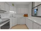 Lakeshore Dr Apt,north Palm Beach, Condo For Rent