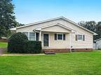22 Ford Dr, Wellford, Sc 29385