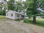 E Rafferty Rd, Shelbyville, Condo For Rent