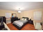 Alex Ln Apt B, Glen Cove, Home For Rent