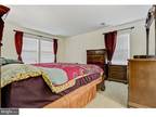 Delamere Dr Apt,west Windsor, Flat For Rent