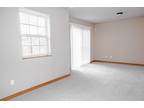 W Hillshire Dr, Fayetteville, Condo For Rent