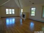 W Chester St Unit Upper, Long Beach, Flat For Rent