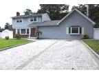 Joyce Dr, Hauppauge, Flat For Rent