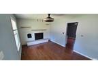W Lombard St, Davenport, Home For Rent
