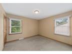 Dauphine Ln, Manchester, Home For Rent
